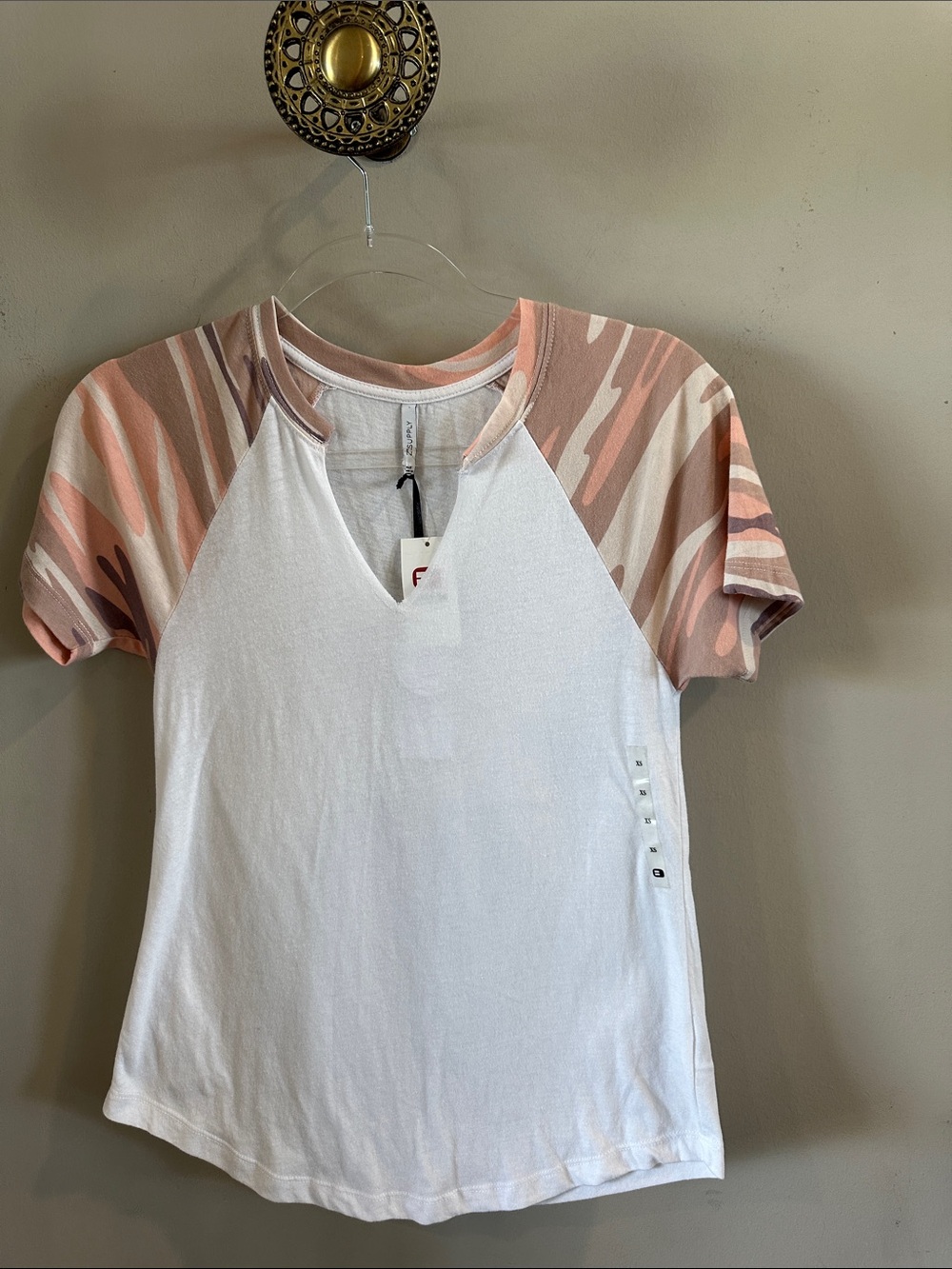 Z Supply NWT White Tee with Blush Camo Coral Pink Raglan Sleeves